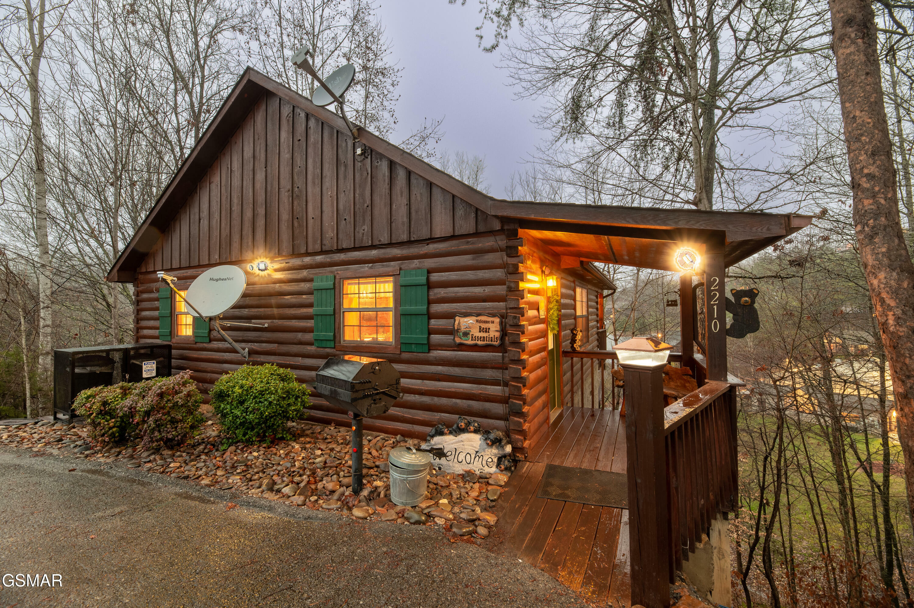 2210 Hawks Point Way  Sevierville TN 37862 photo