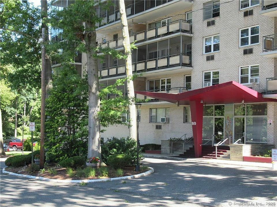 Property Photo: 80 Cartright Street 3K CT 06604