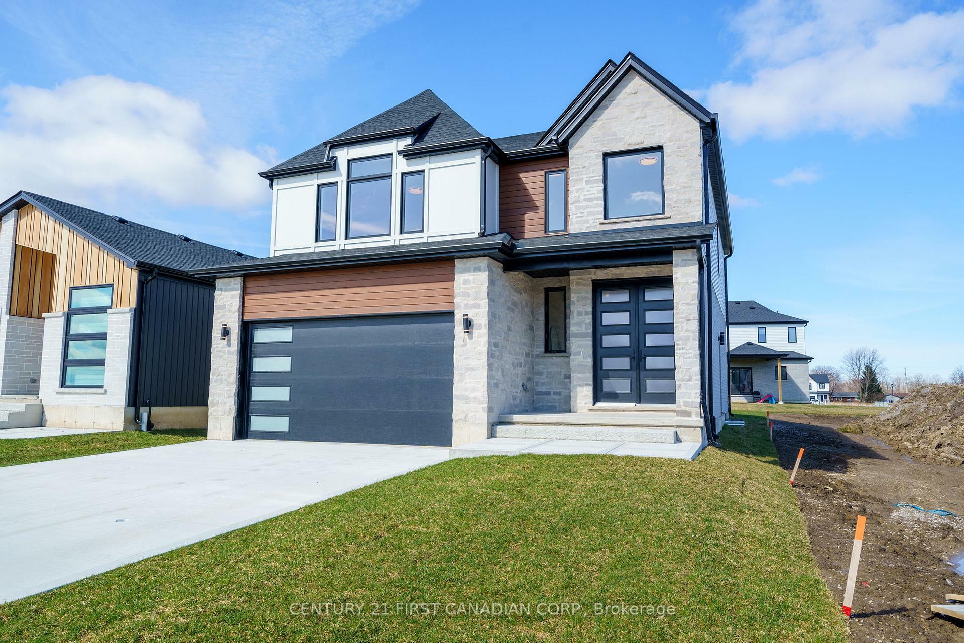 15 Sheldabren Street  North Middlesex ON N0M 1A0 photo