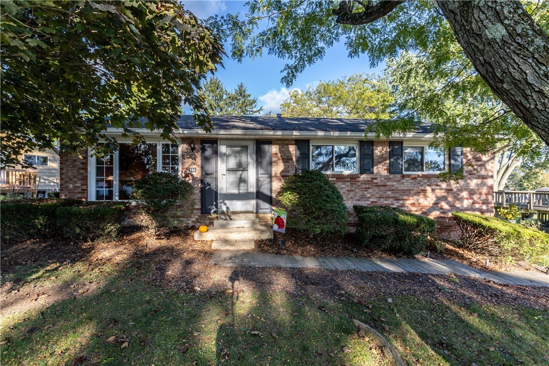 118 Elizabeth Drive  Twp of but NW PA 16001 photo