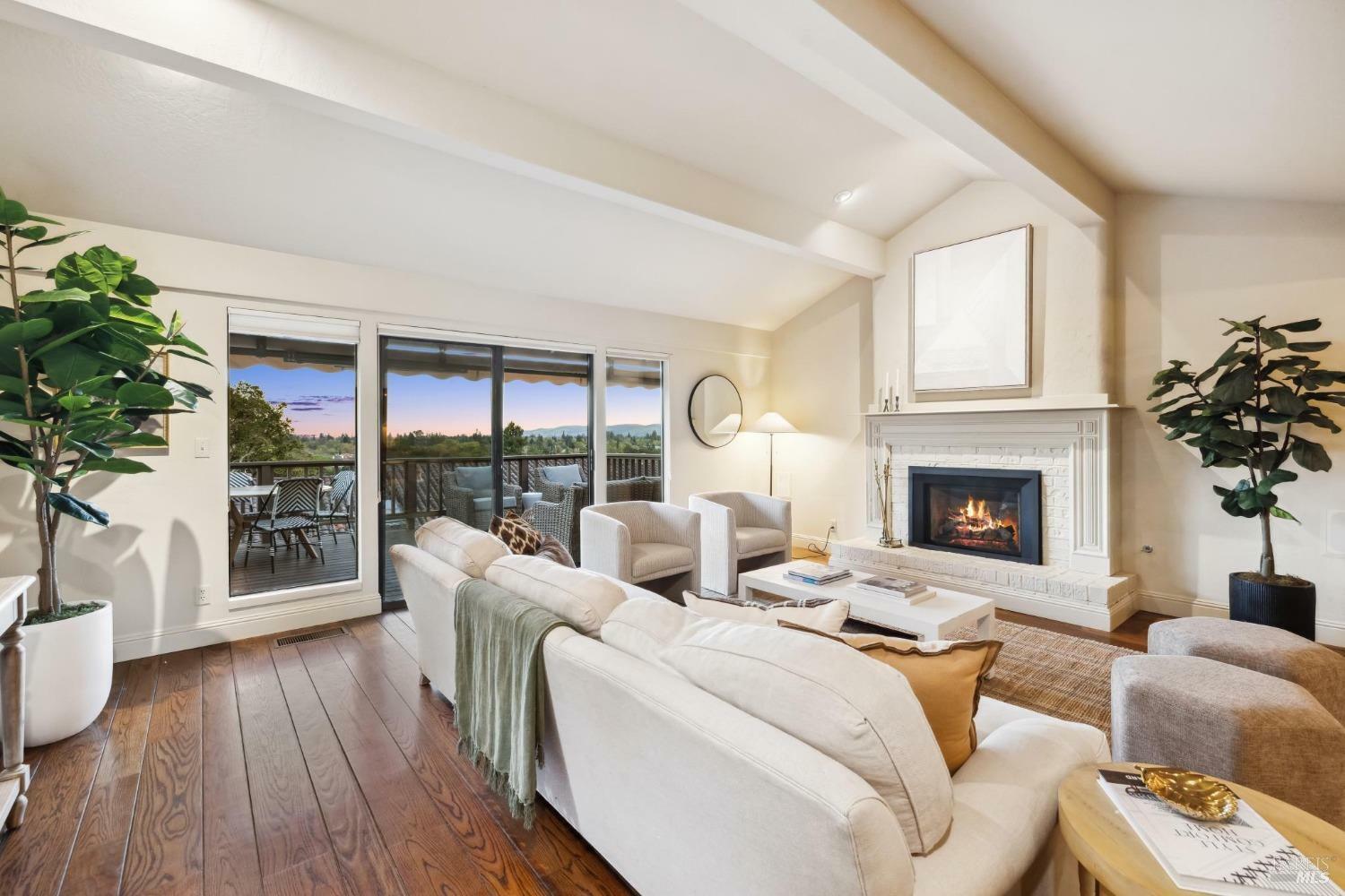 Property Photo: 51 2nd Street CA 95476