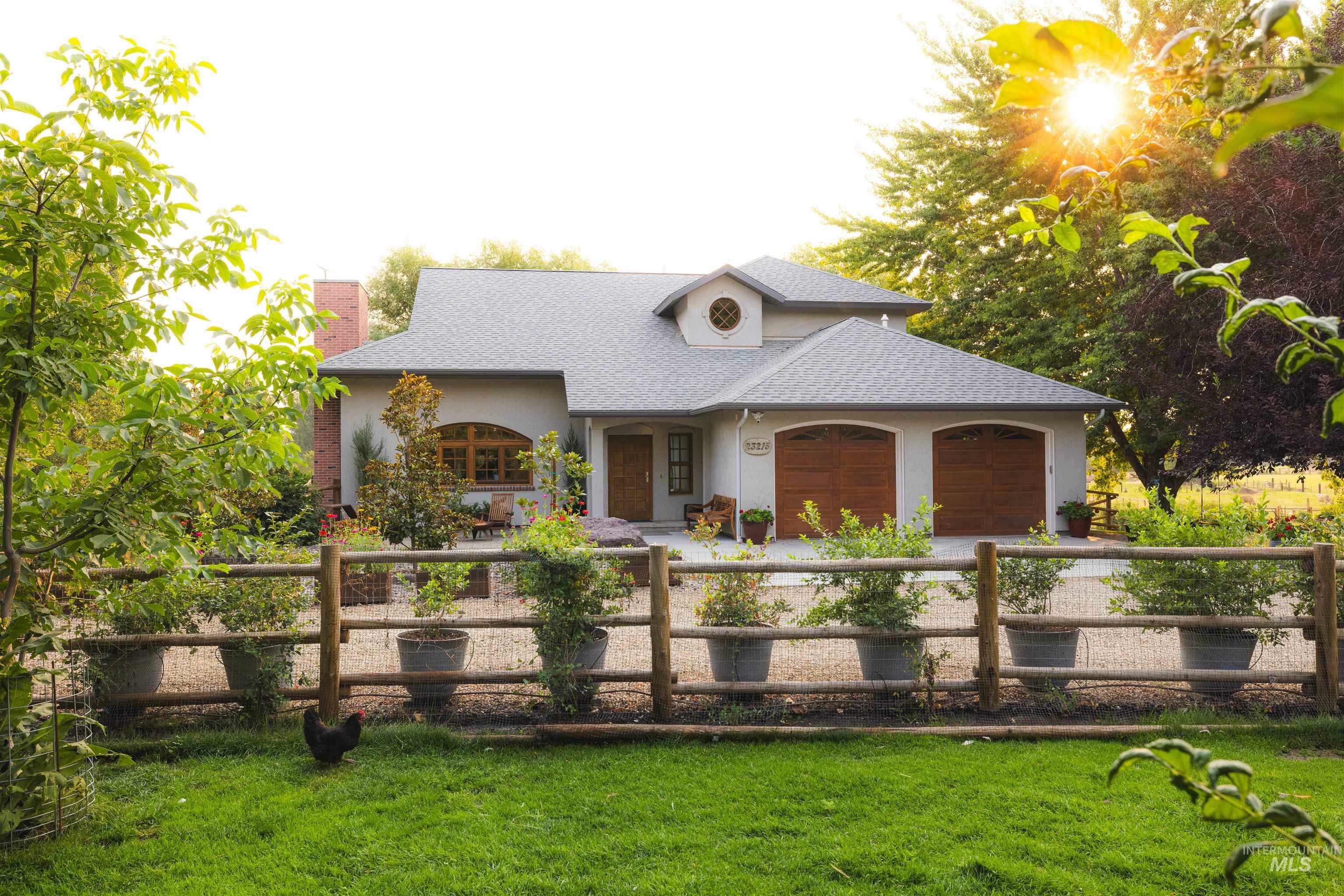Property Photo: 23215 Freezeout Rd ID 83607