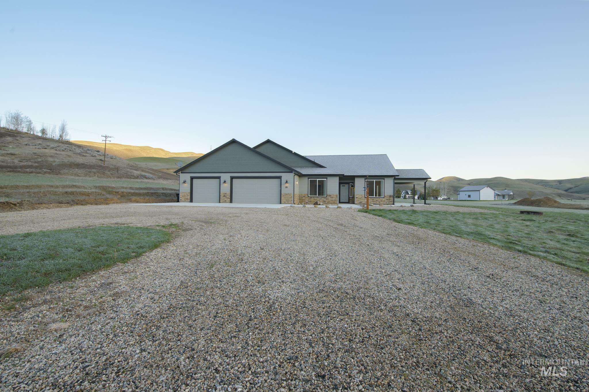 Property Photo: 18 Teal Ln ID 83629