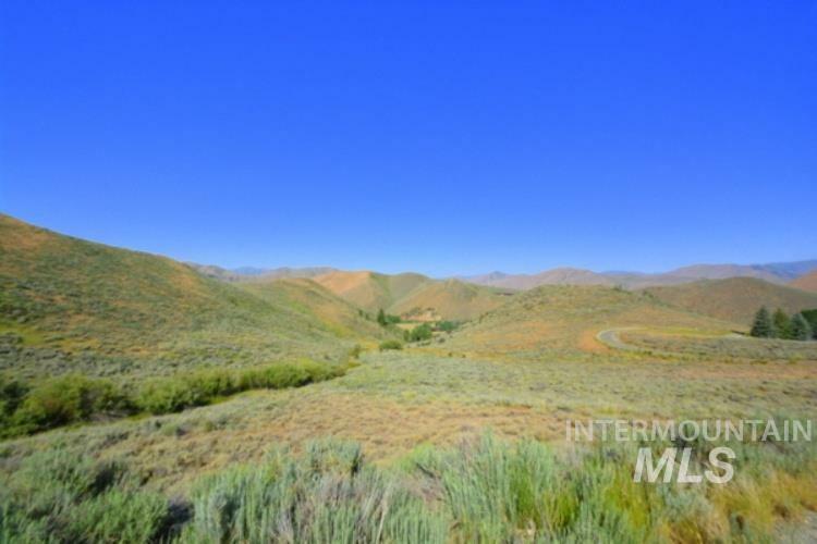 Property Photo: 102 Coeur D'Alene Dr. ID 83333