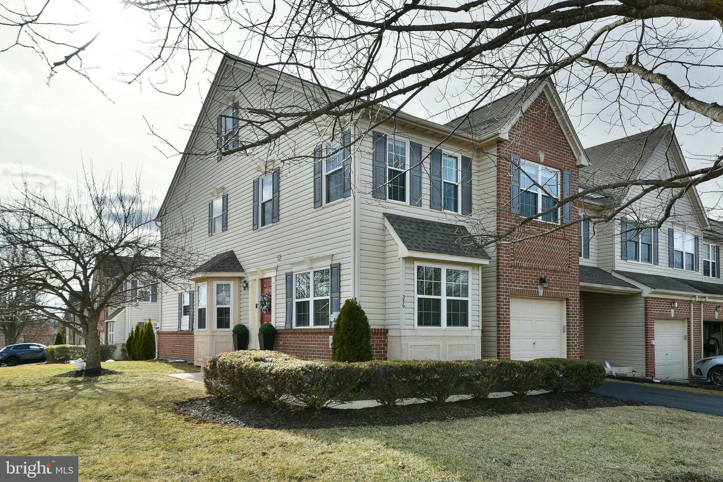 Property Photo: 356 Belcourt Way PA 19438