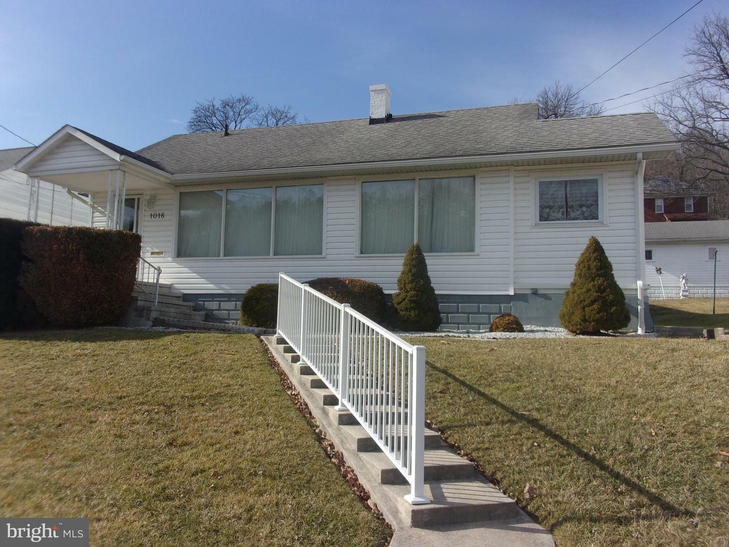 Property Photo: 1016 Myrtle Street MD 21502