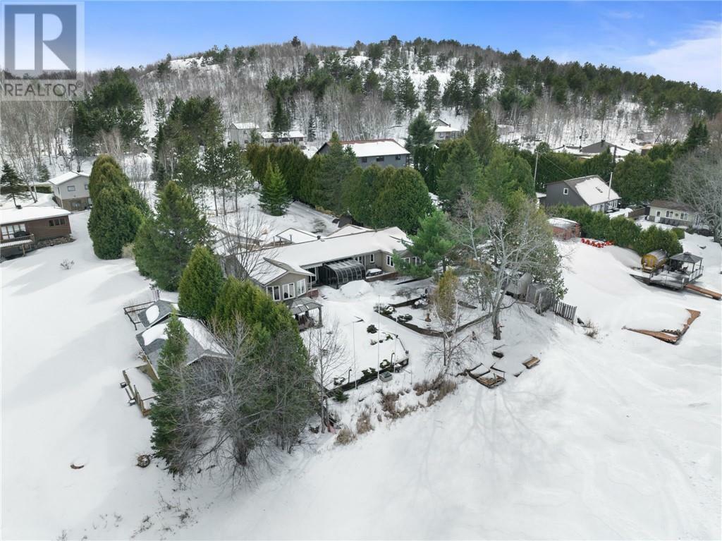 Property Photo: 740 Dew Drop Road ON P3G 1L1