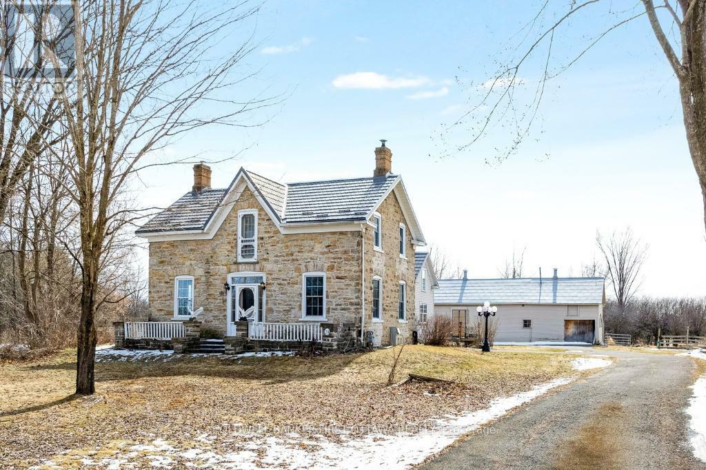 Property Photo: 28 South Street ON K7H 2G1