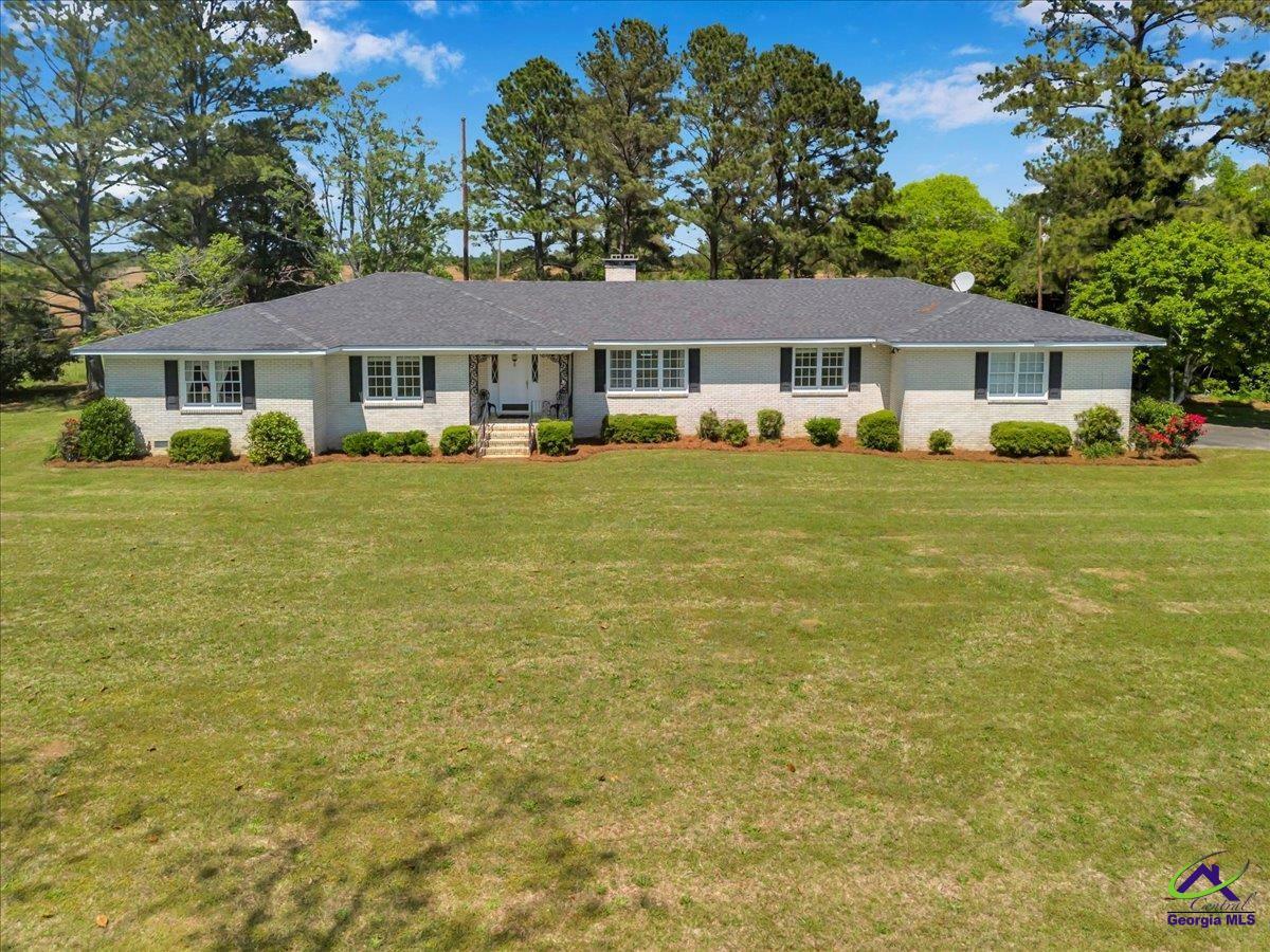 Property Photo: 412 Red Dog Farm Road GA 31014