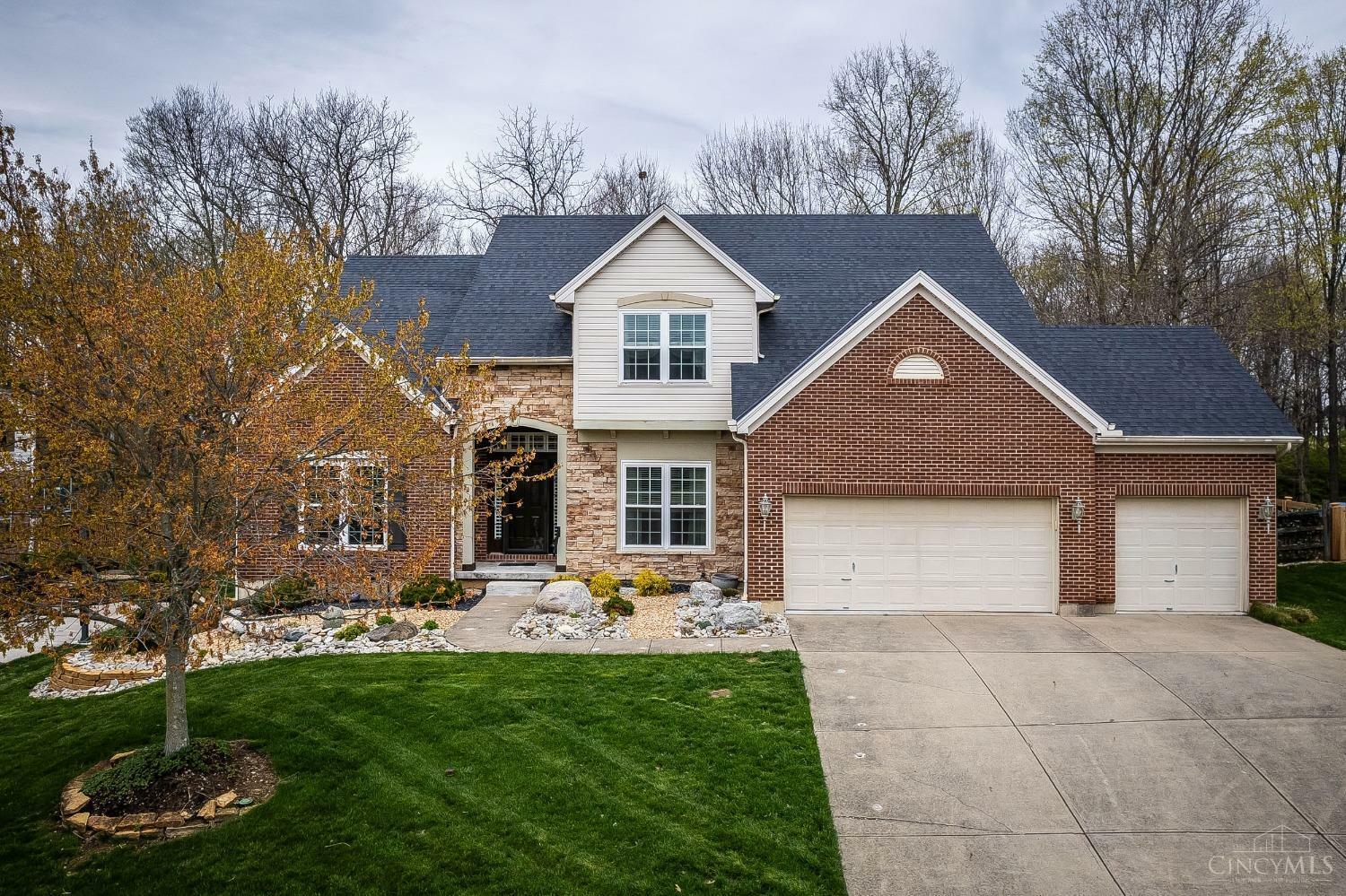 Property Photo: 6476 Hughes Ridge Lane OH 45011