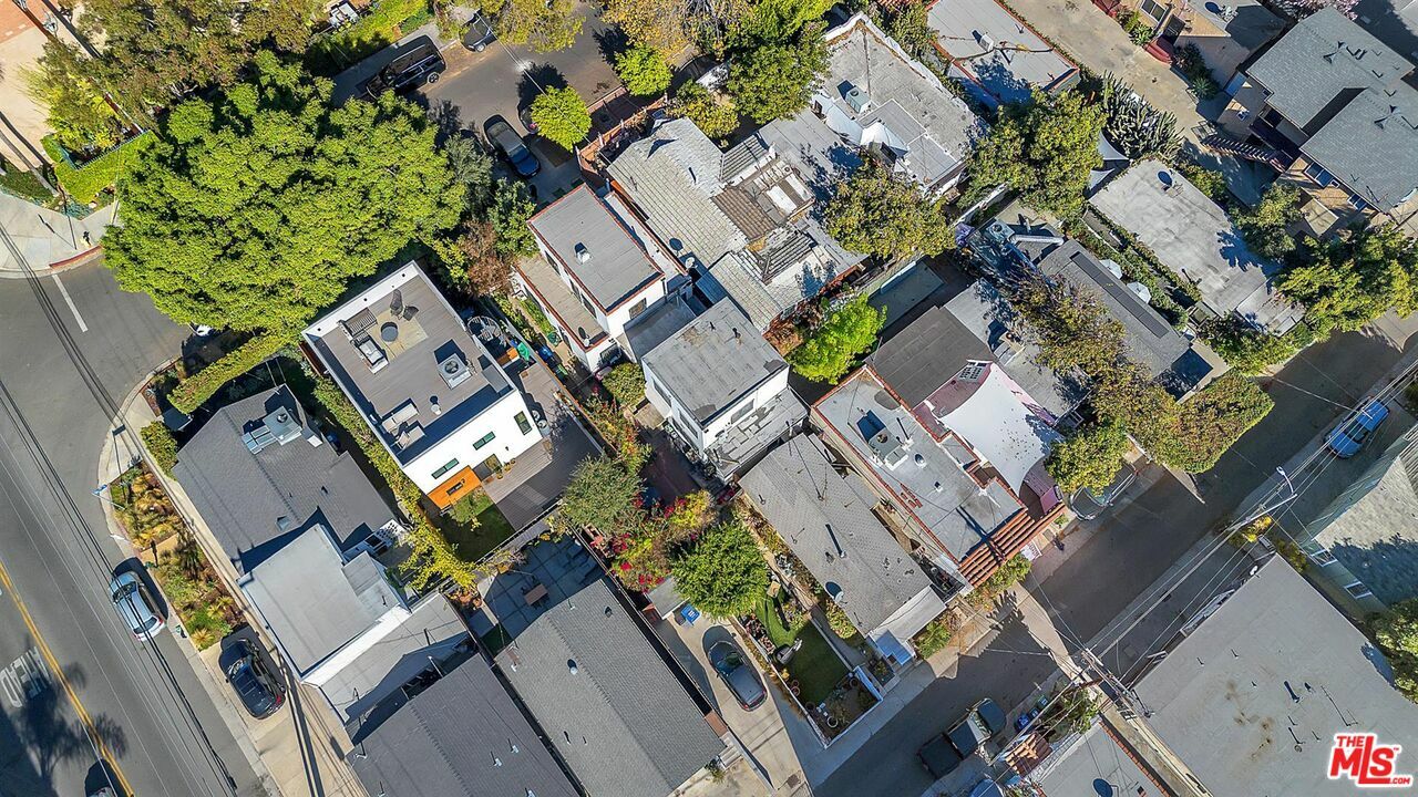 Property Photo: 5150 Raleigh St CA 90004