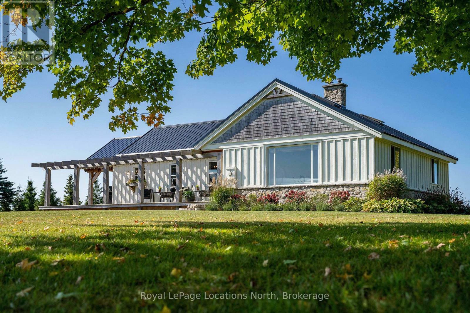 Property Photo: 469018 Grey 31 Road ON N0C 1C0