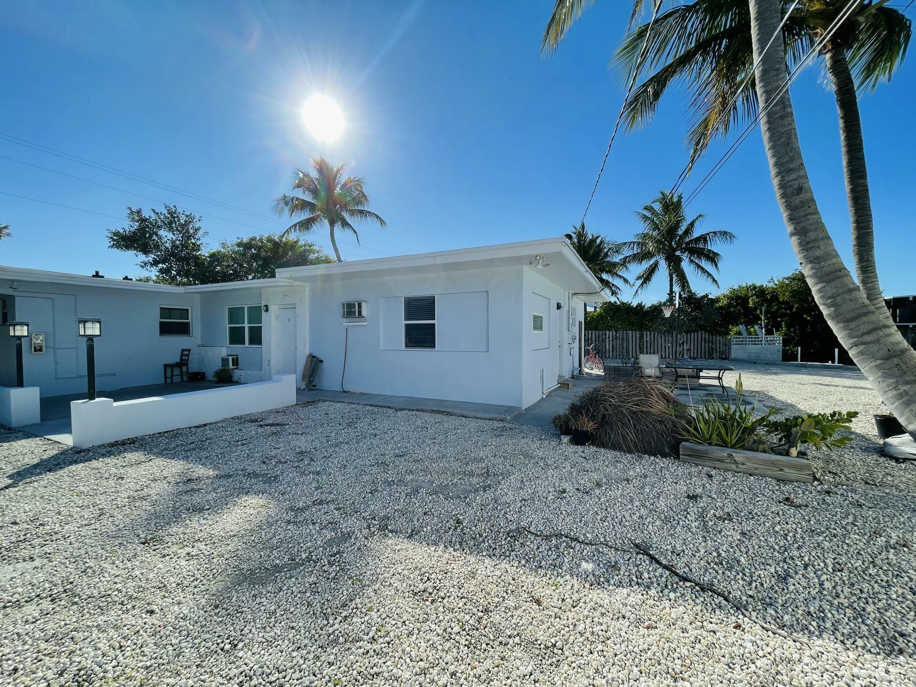 Property Photo: 195 Gardenia Street 6 FL 33070