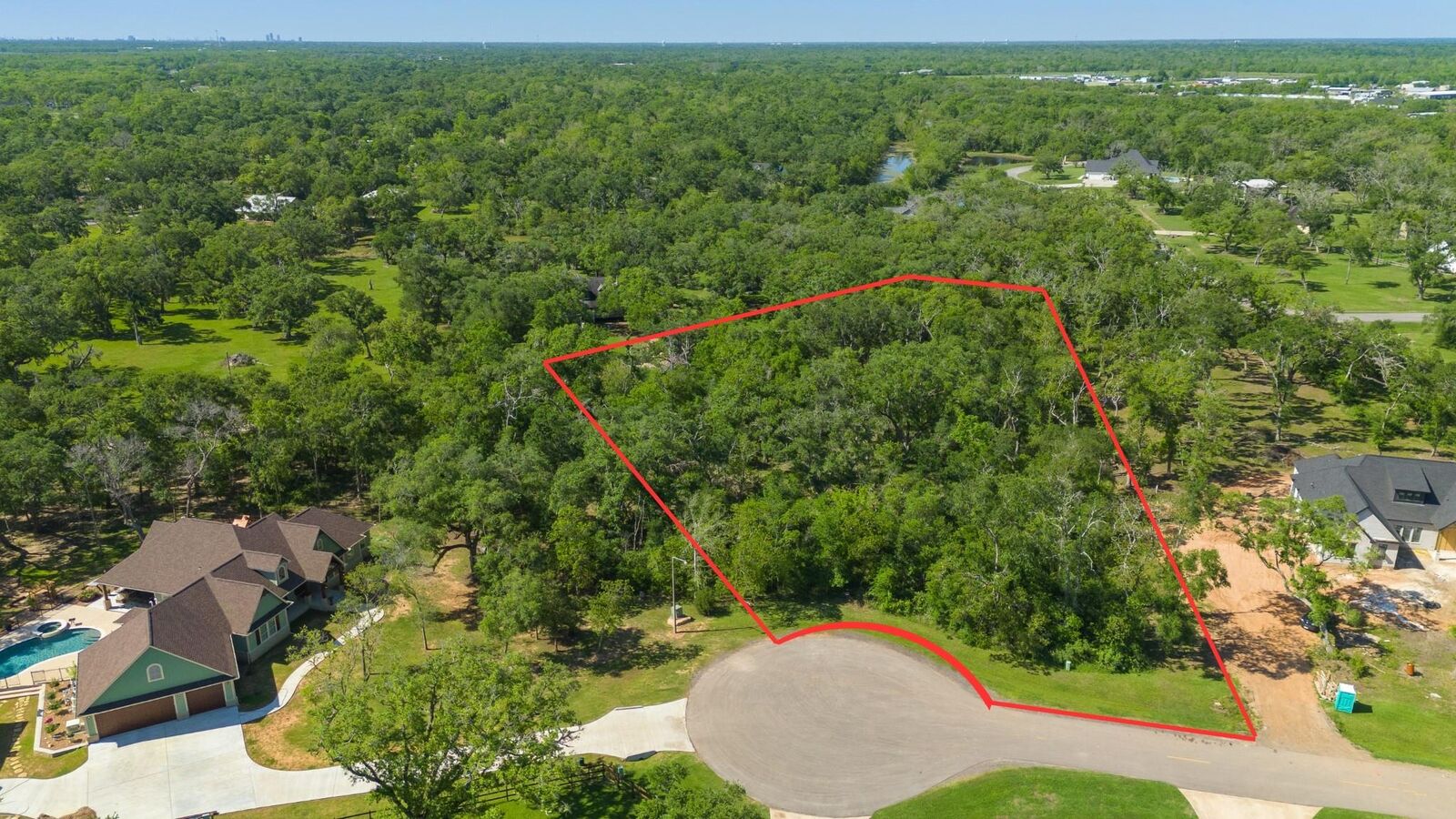 Property Photo: 104 Legend Lane TX 77515