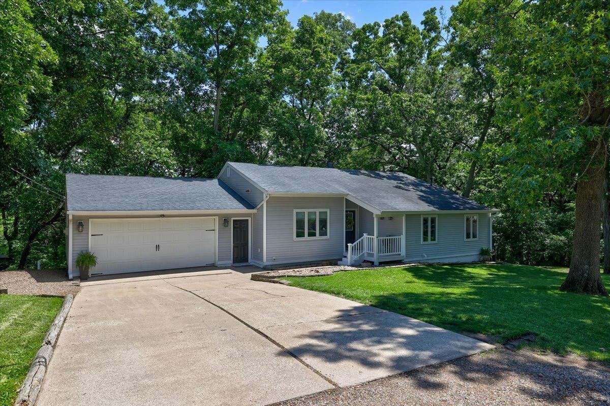 1491 Circle Drive  Knoxville IA 50138 photo