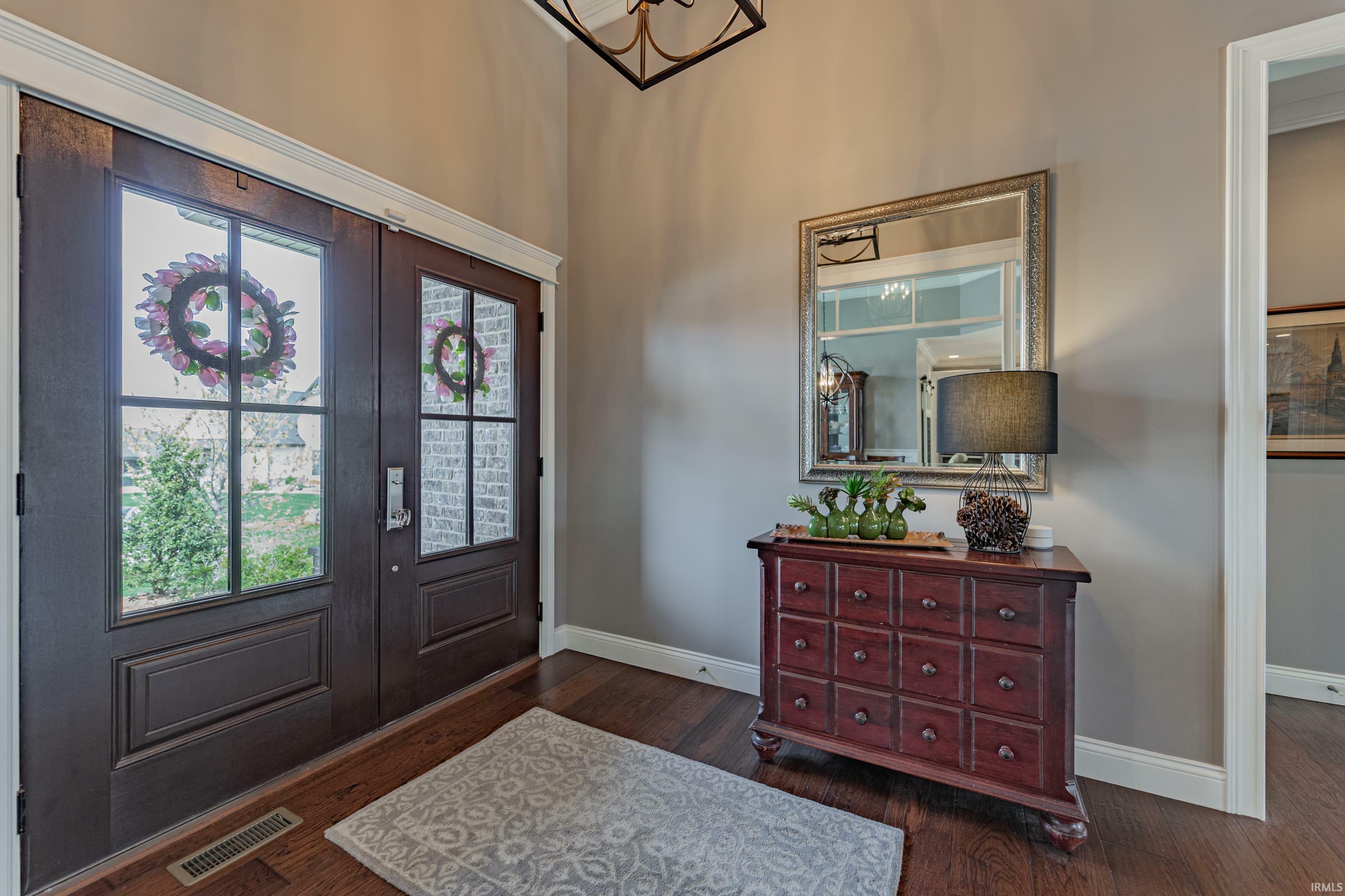 Property Photo: 8633 Cayman Court IN 47630