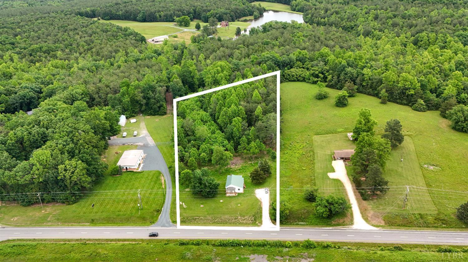 Property Photo: 15939 Richmond Highway VA 23958
