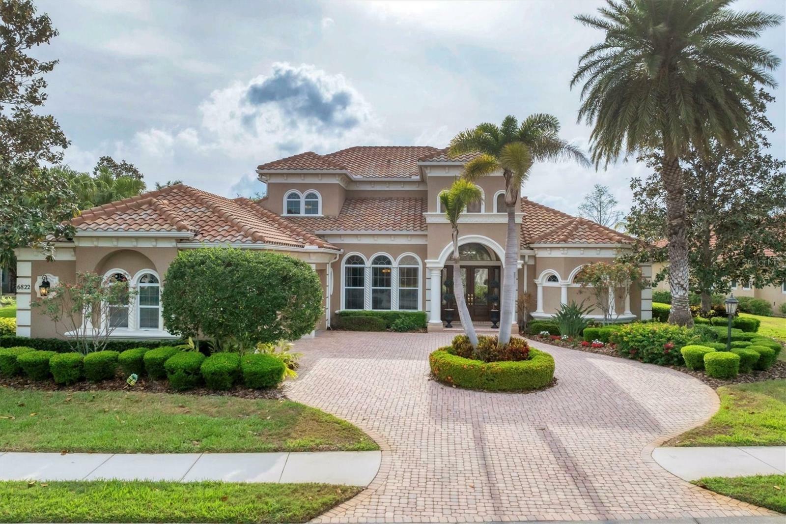 Property Photo: 6822 Dominion Lane FL 34202