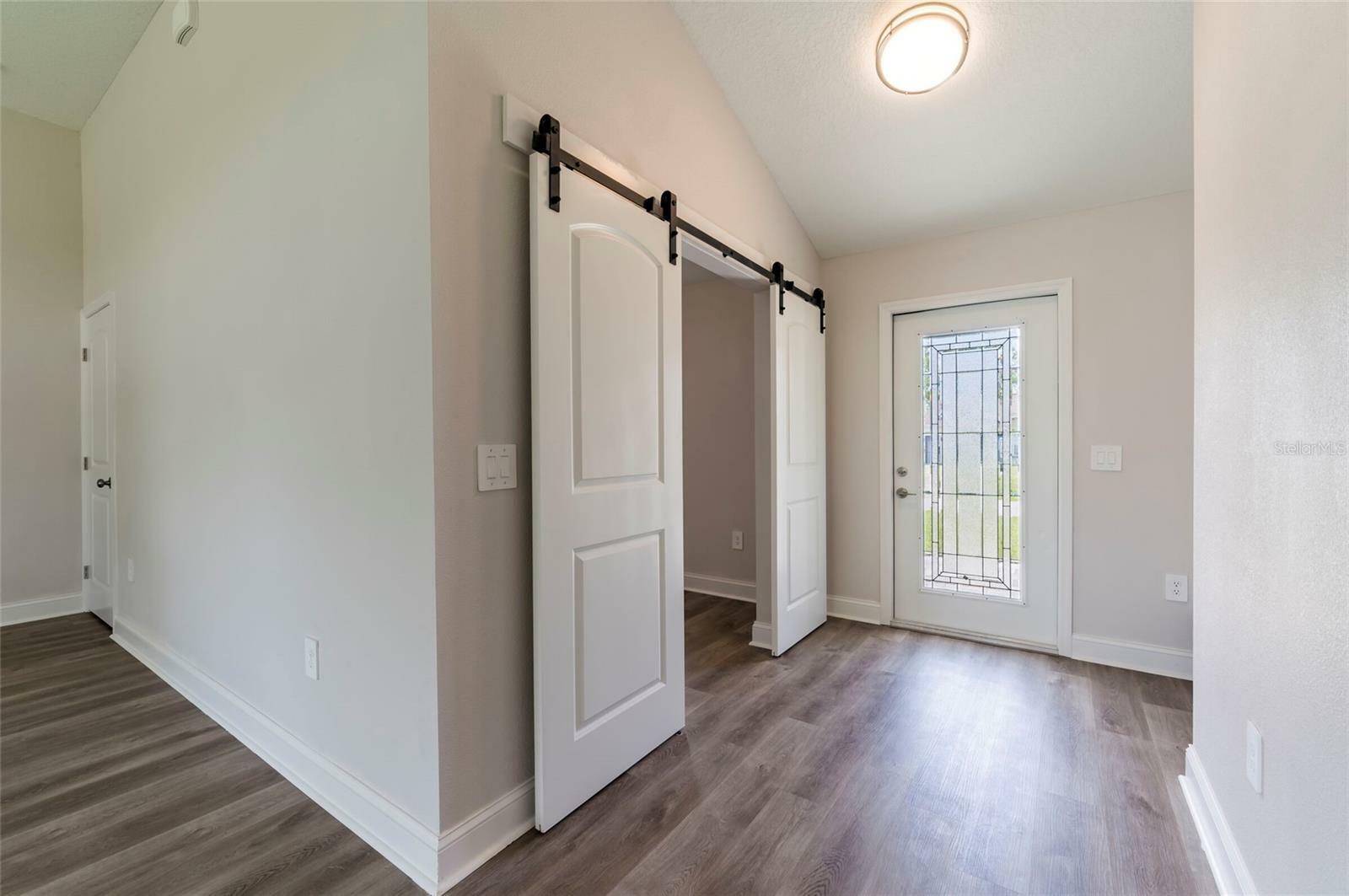 Property Photo: 14385 SW 39th Court Road FL 34473