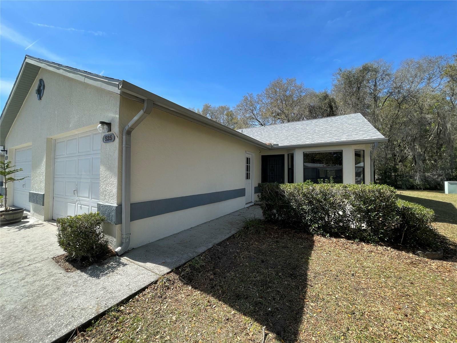 Property Photo: 525 Whispering Pines Boulevard FL 34453
