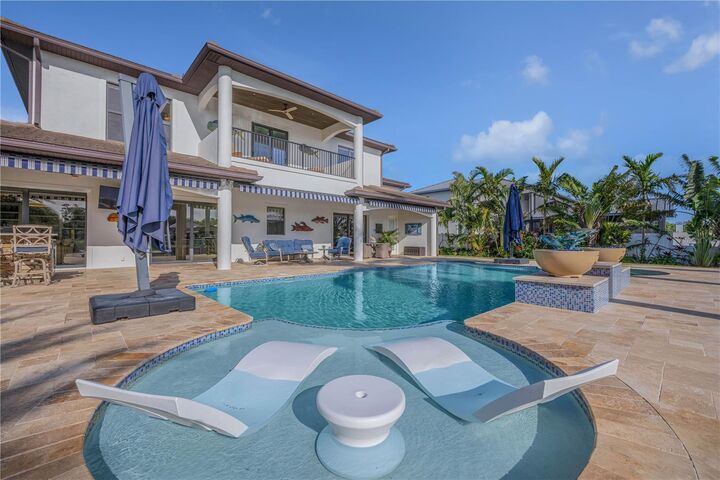 Property Photo: 1212 Commodore Drive FL 32168