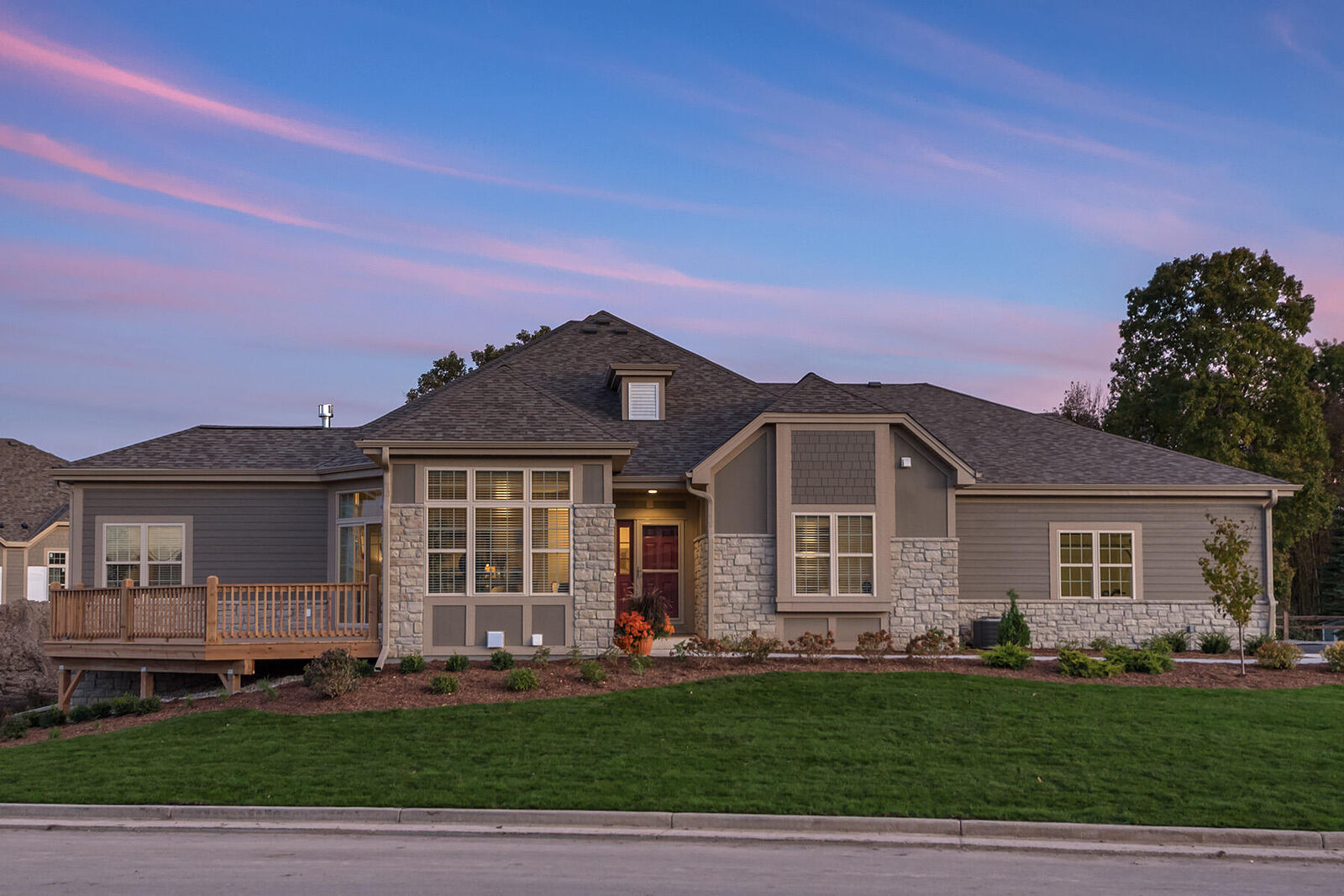 Property Photo:  S99w13616 Jay Dr  WI 53150 