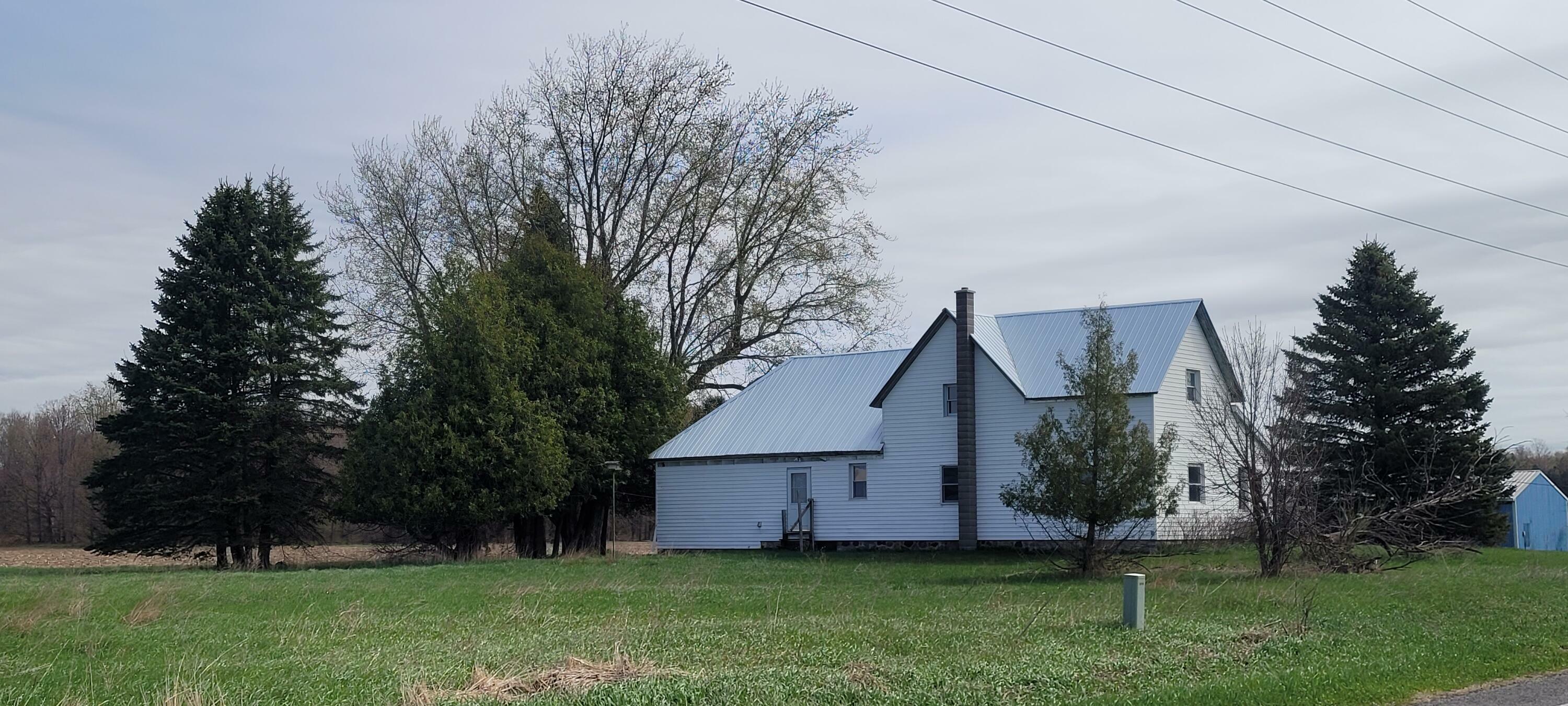 Property Photo: 5248 W Shelby Road MI 49455