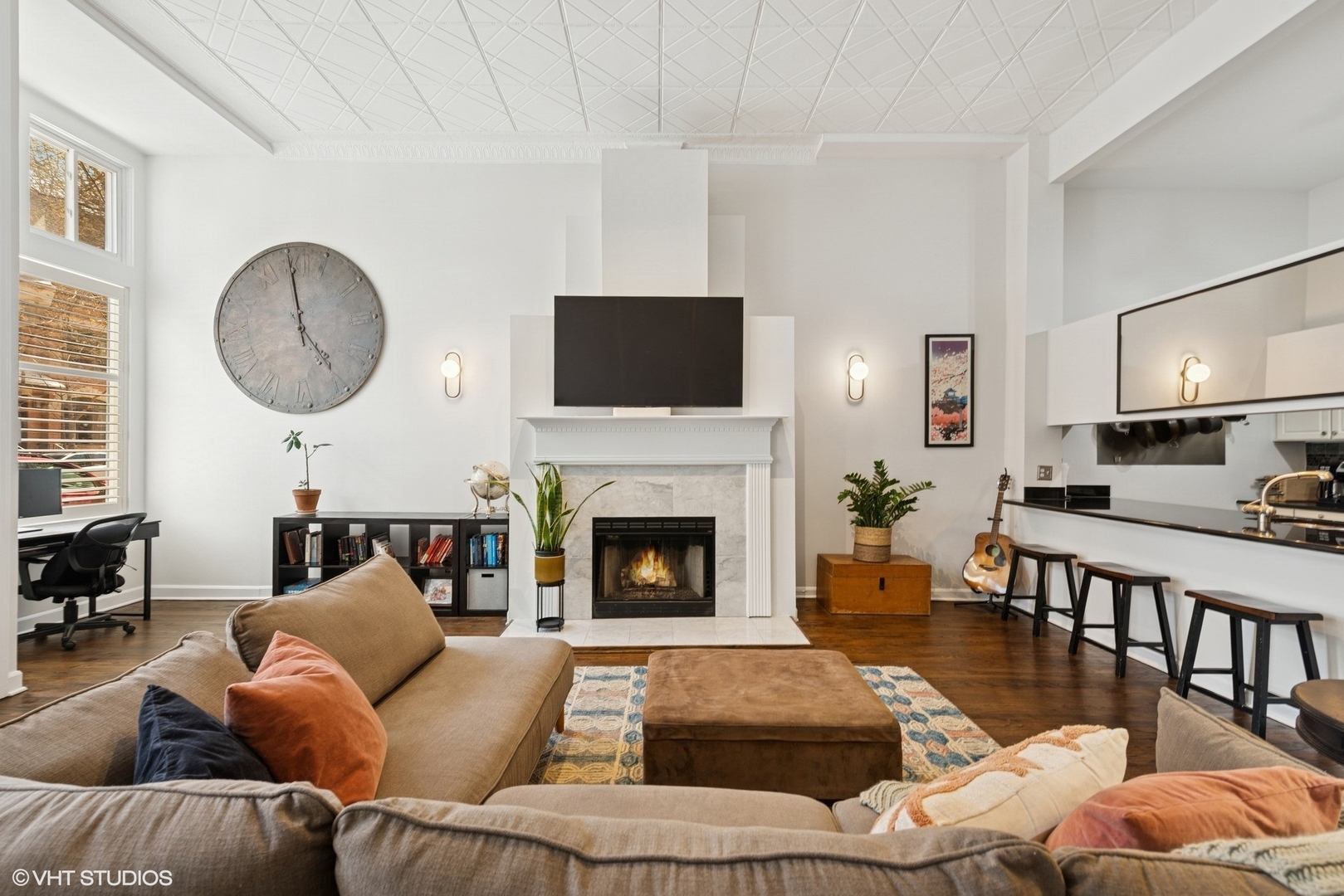 Property Photo: 1914 N Sheffield Avenue 1 IL 60614