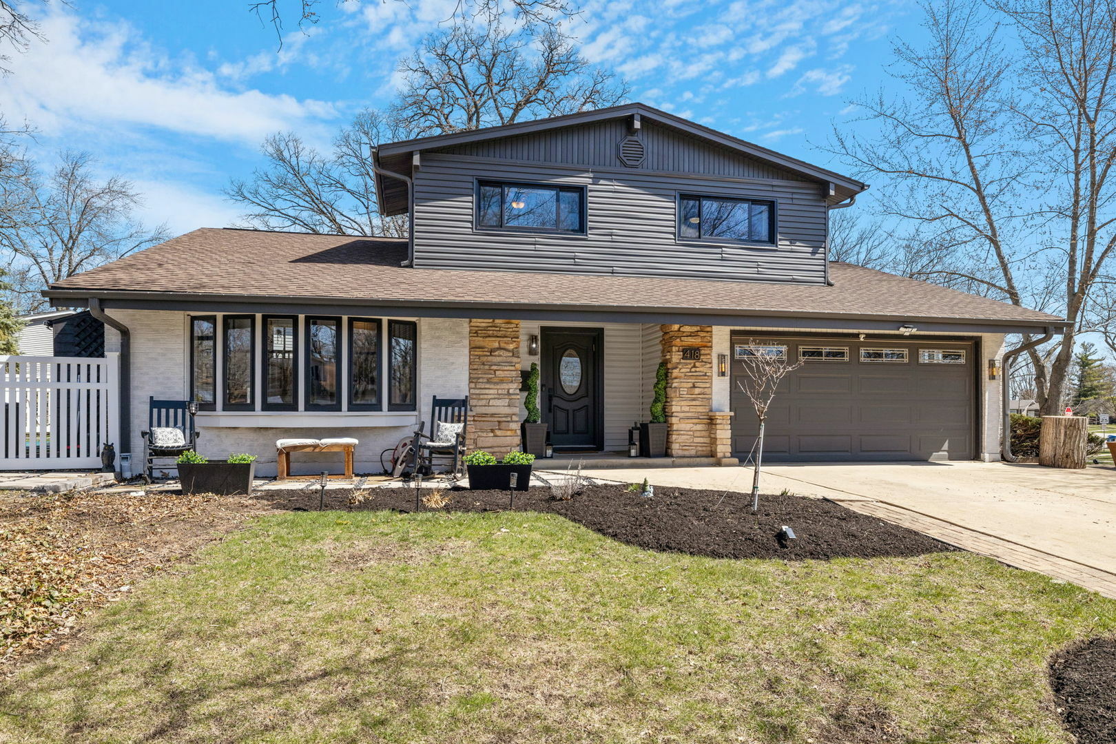 418 Spruce Drive  Schaumburg IL 60193 photo