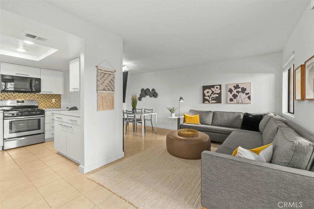 Property Photo: 28101 Montecito 15 CA 92677