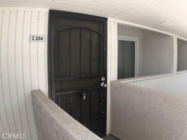 Property Photo:  680 N Ashurst Court I 204  CA 92262 