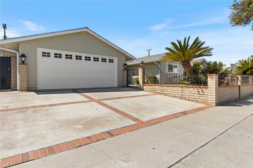 Property Photo: 637 Darrell Street CA 92627