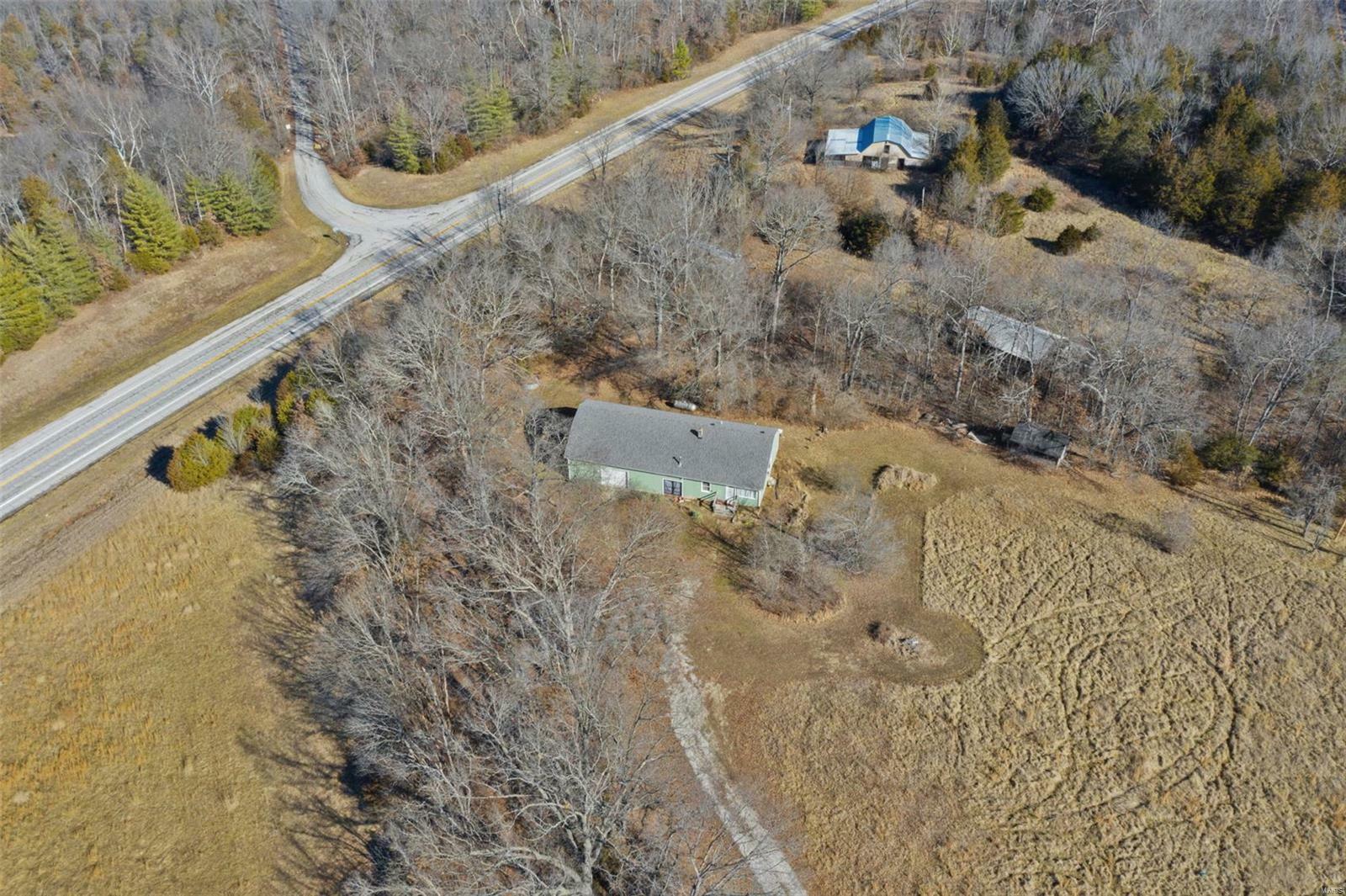 9990 Campfire Drive  Pacific MO 63069 photo