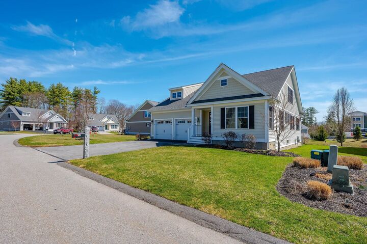 Property Photo: 22 Sierra Hill Drive NH 03820