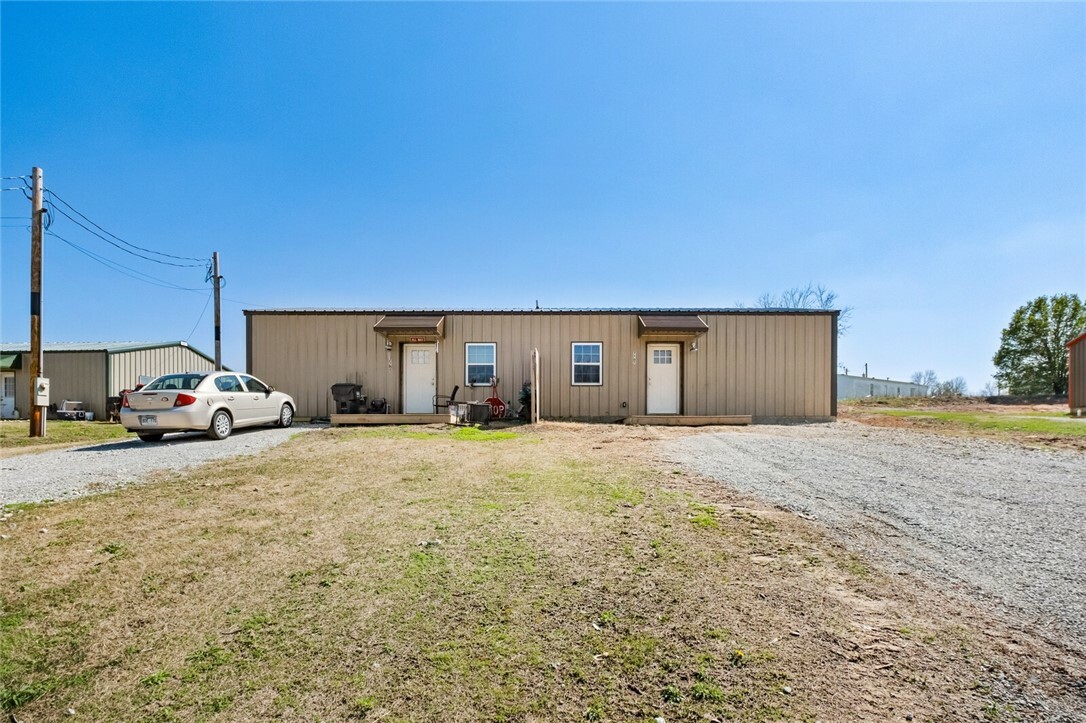 Property Photo: 7707/7709 Blockade Village MO 65745