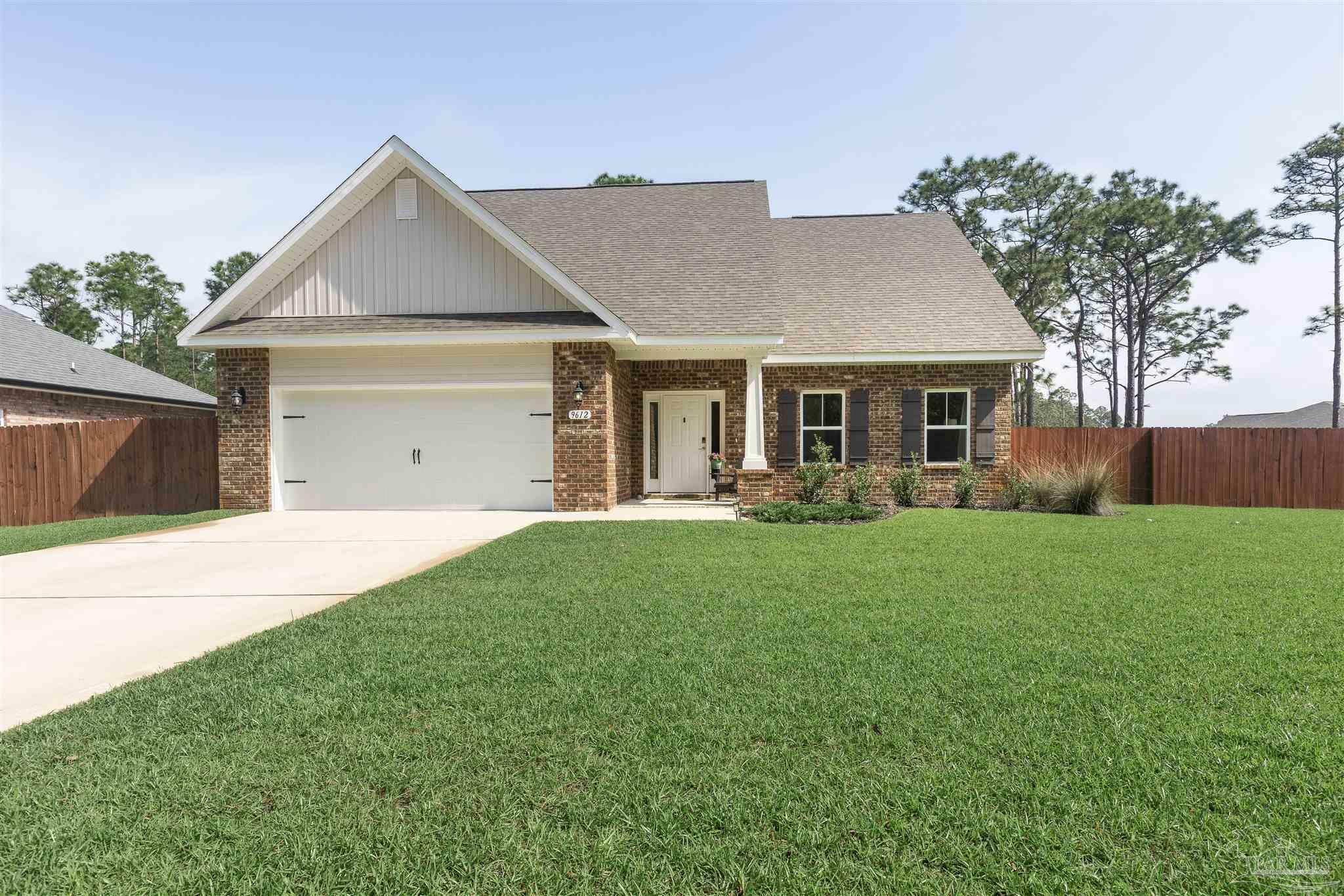 Property Photo: 9612 Creets Landing Dr FL 32566