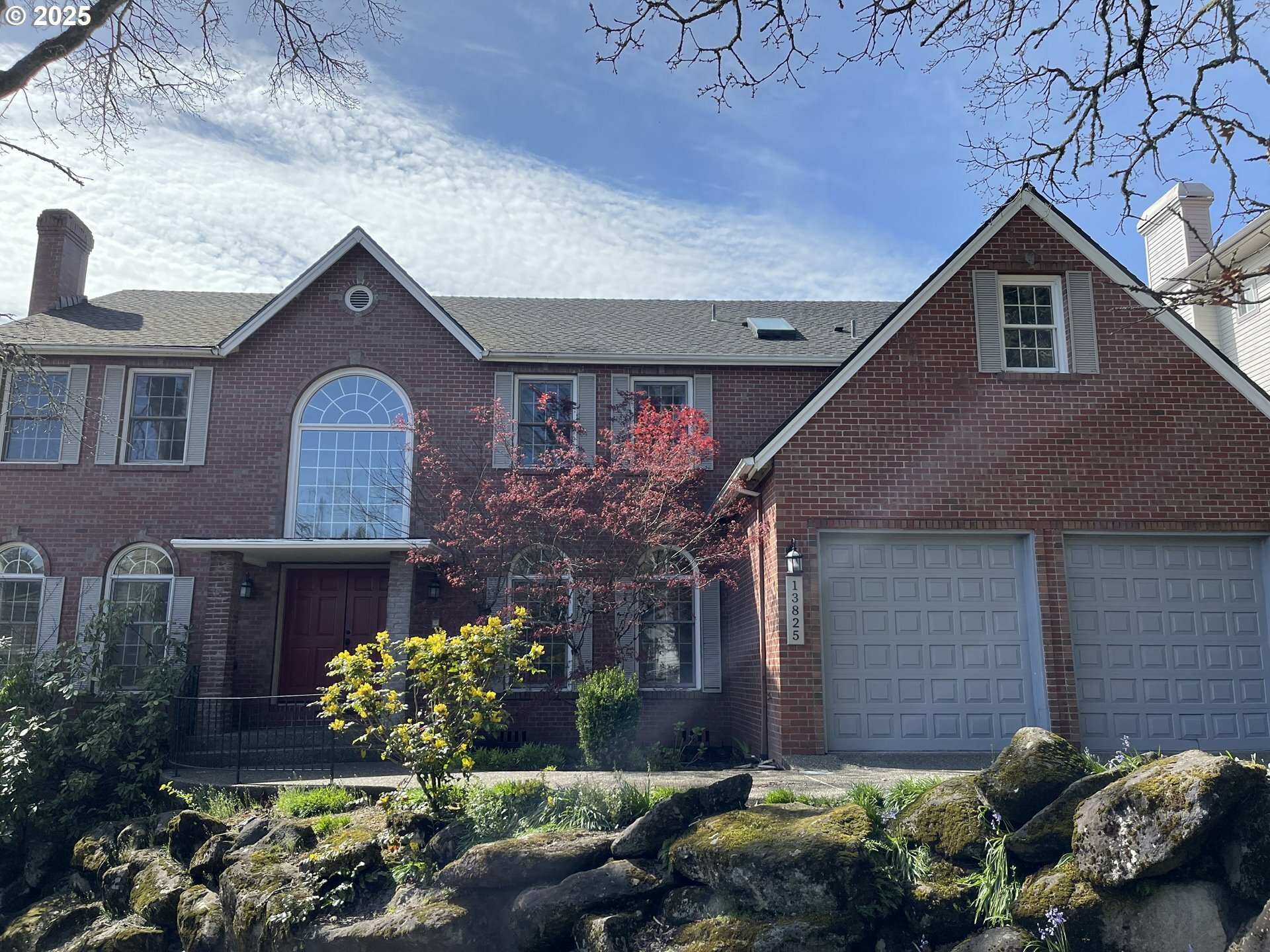 Property Photo: 13825 Melrose Pl OR 97035
