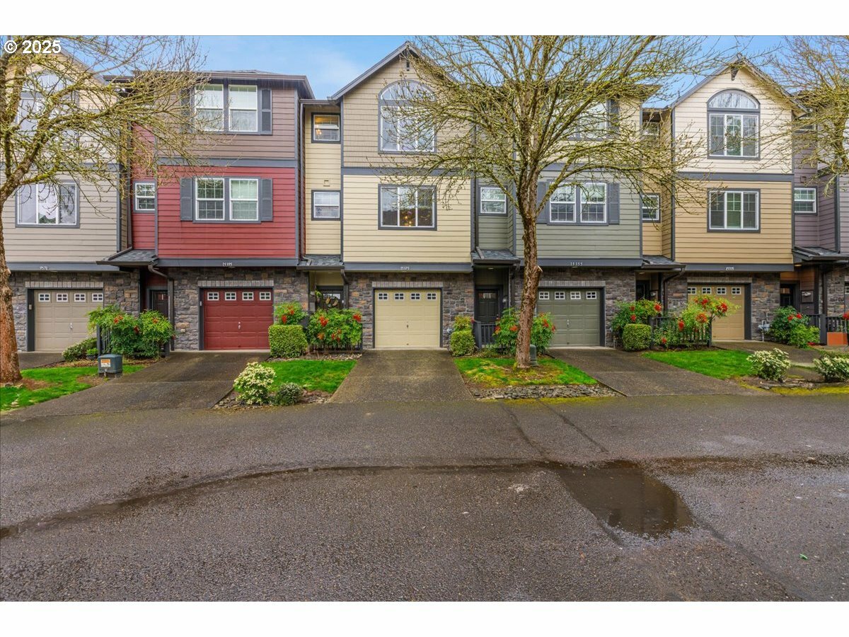 Property Photo: 15375 SW Fossil Ln OR 97007