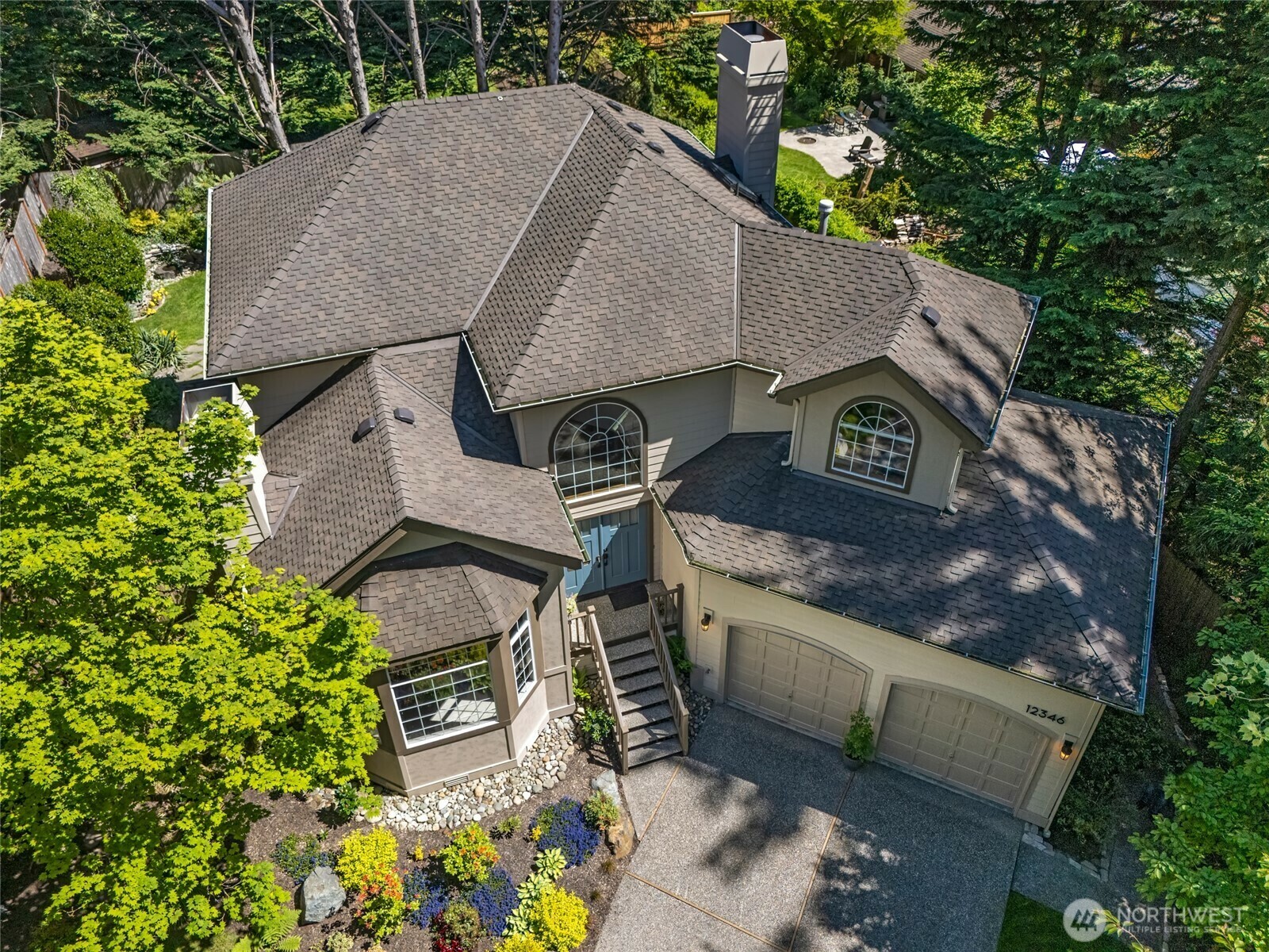 Property Photo: 12346 76th Avenue NE WA 98034