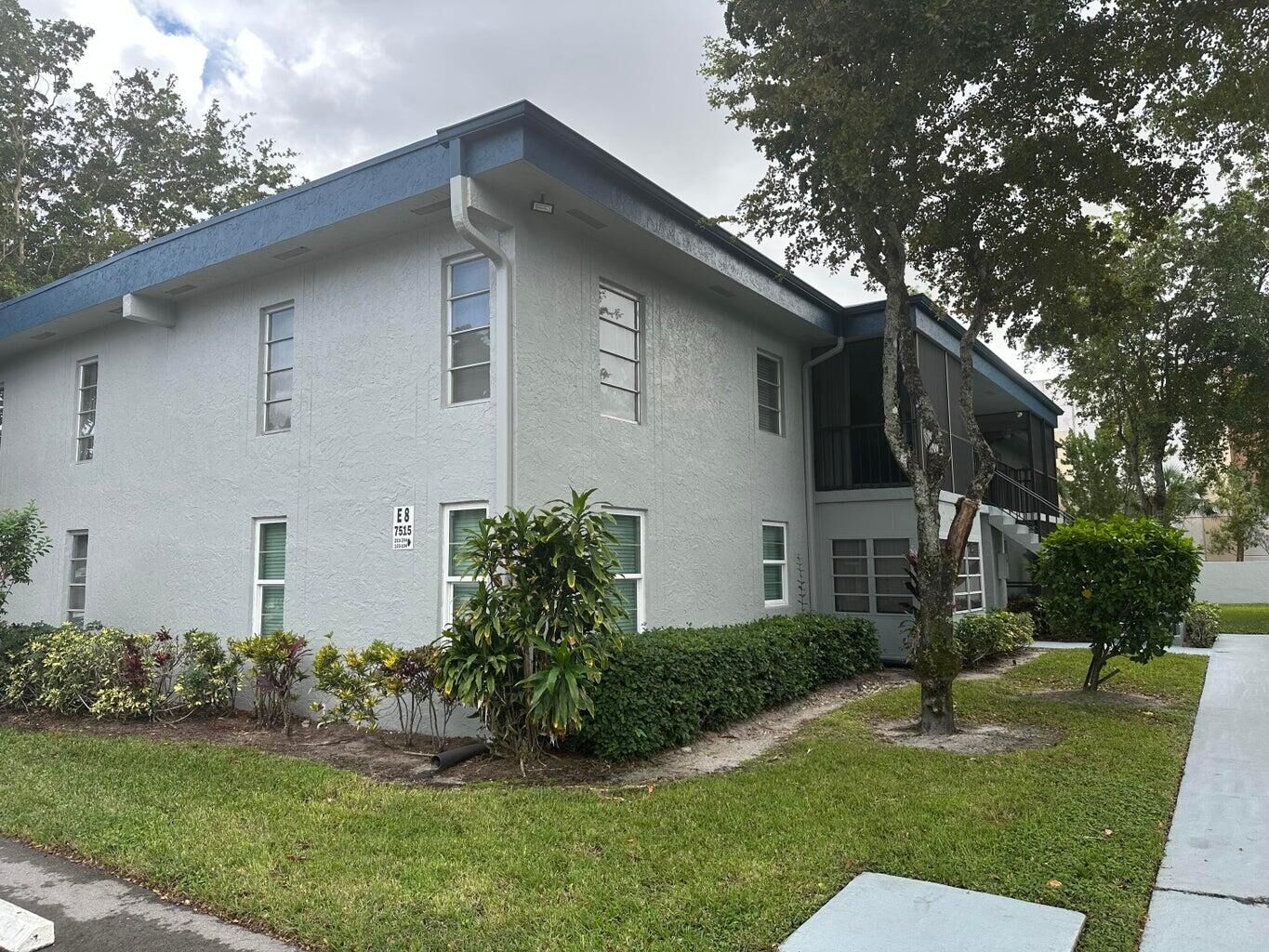 Property Photo: 7515 S Oriole Boulevard 204 FL 33446