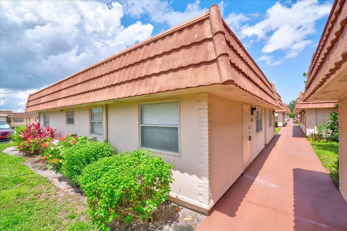 Property Photo: 184 Seville H FL 33446