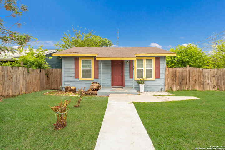 Property Photo: 502 Rotary TX 78202