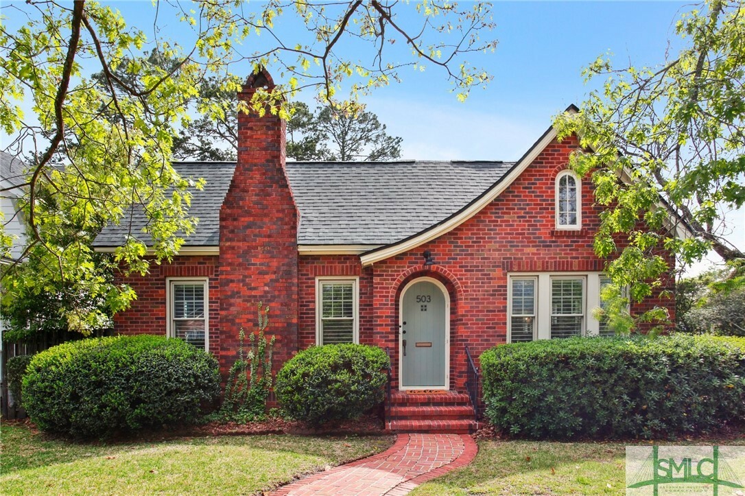 Property Photo: 503 E 52nd Street GA 31405