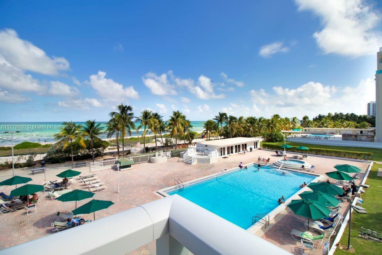 5005 Collins Ave 319  Miami Beach FL 33140 photo
