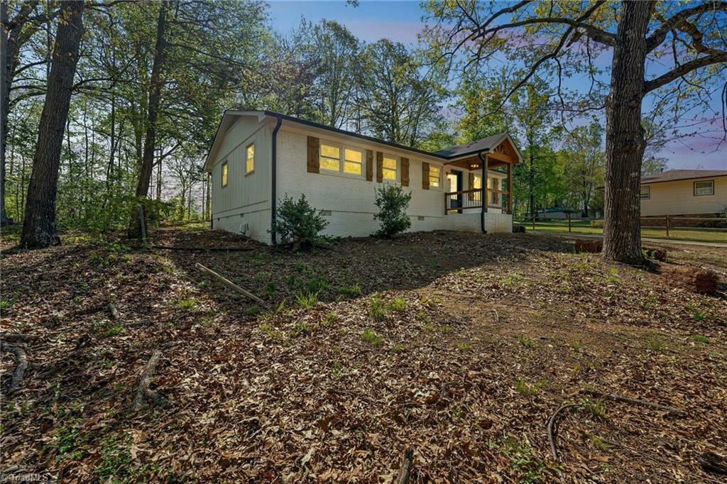 1014 Charing Cross Lane  High Point NC 27260 photo