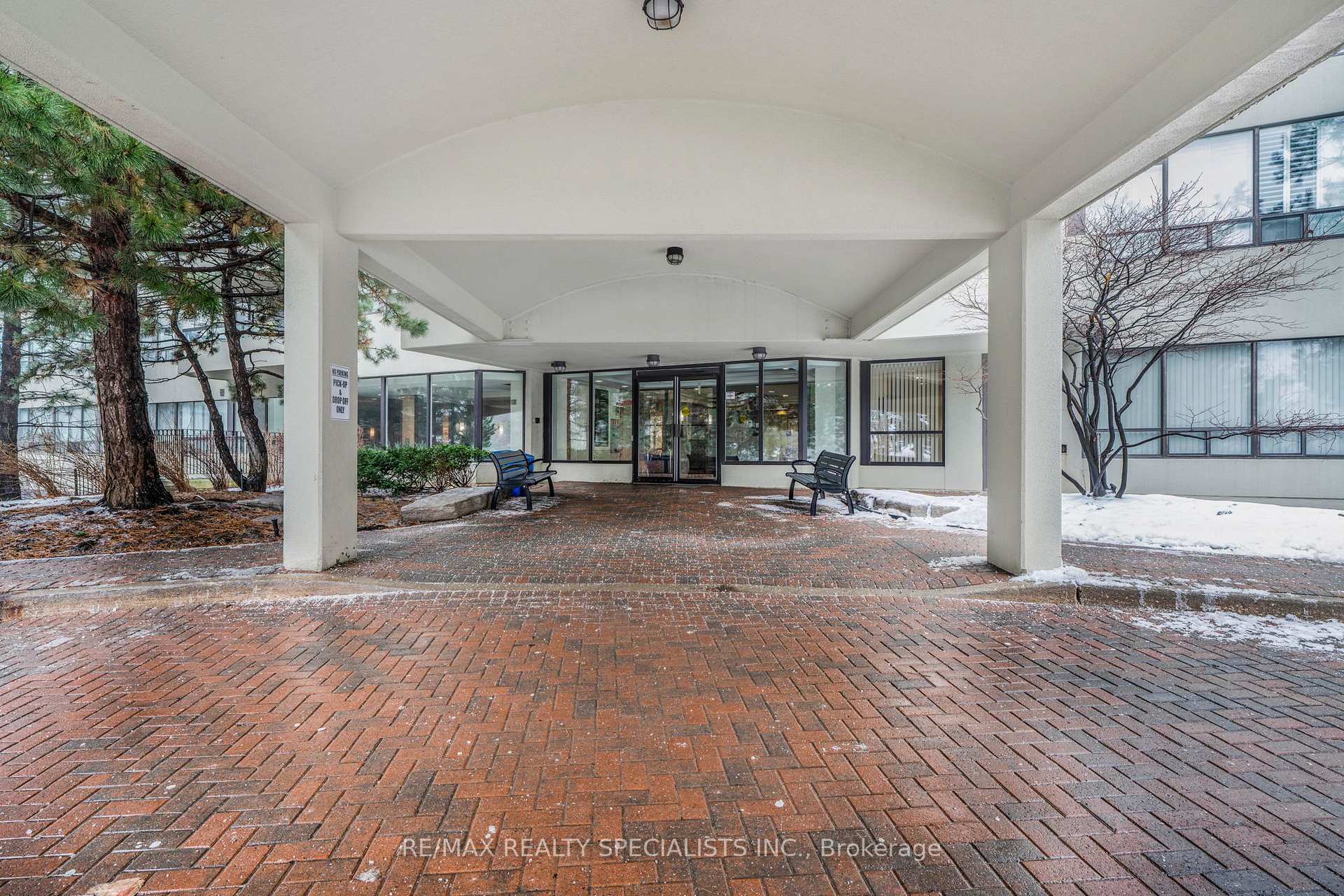 Photo de la propriété: 24 Hanover Road 508 ON L6S 5K8