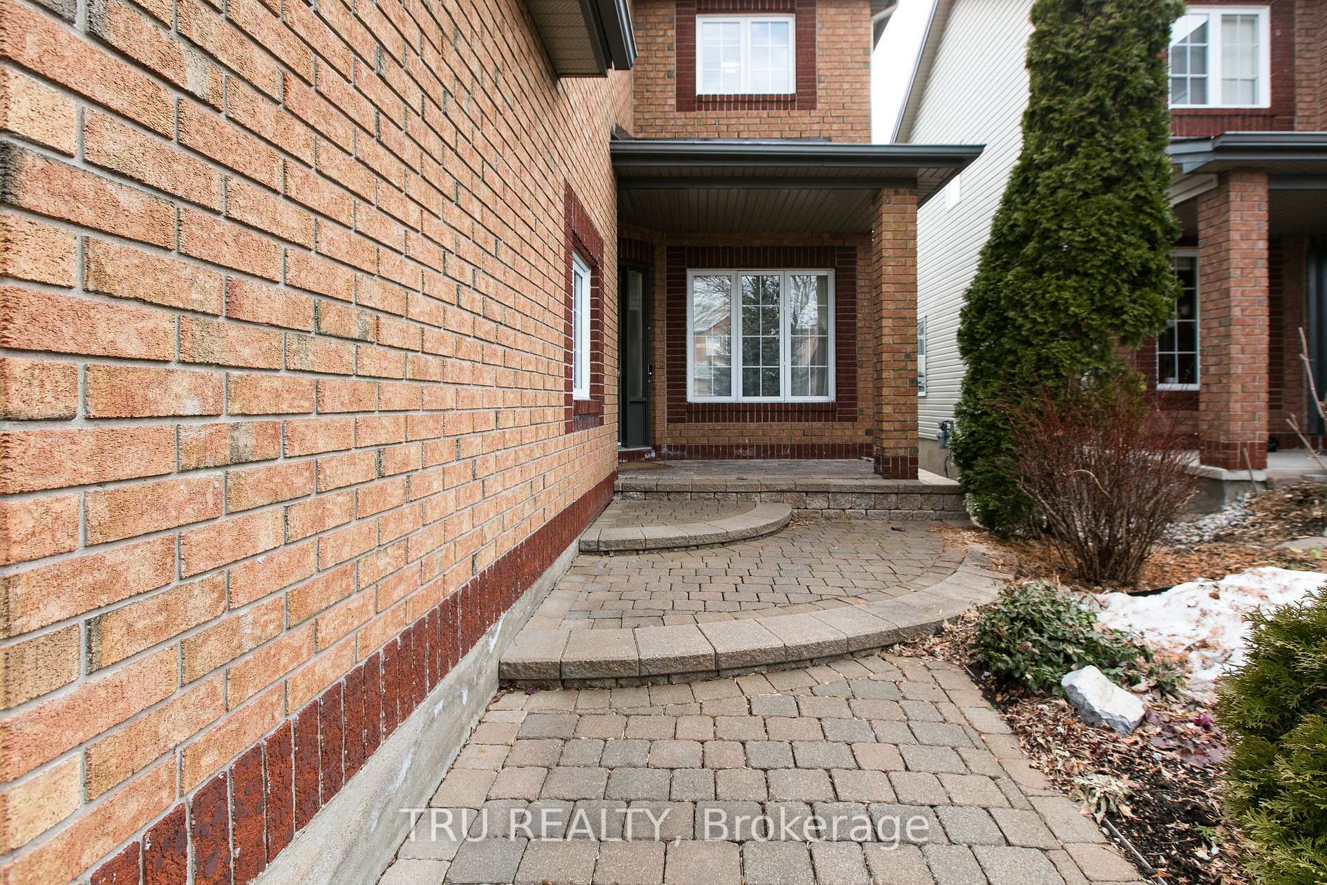 Property Photo: 18 Gannet Street W ON K1K 4T7