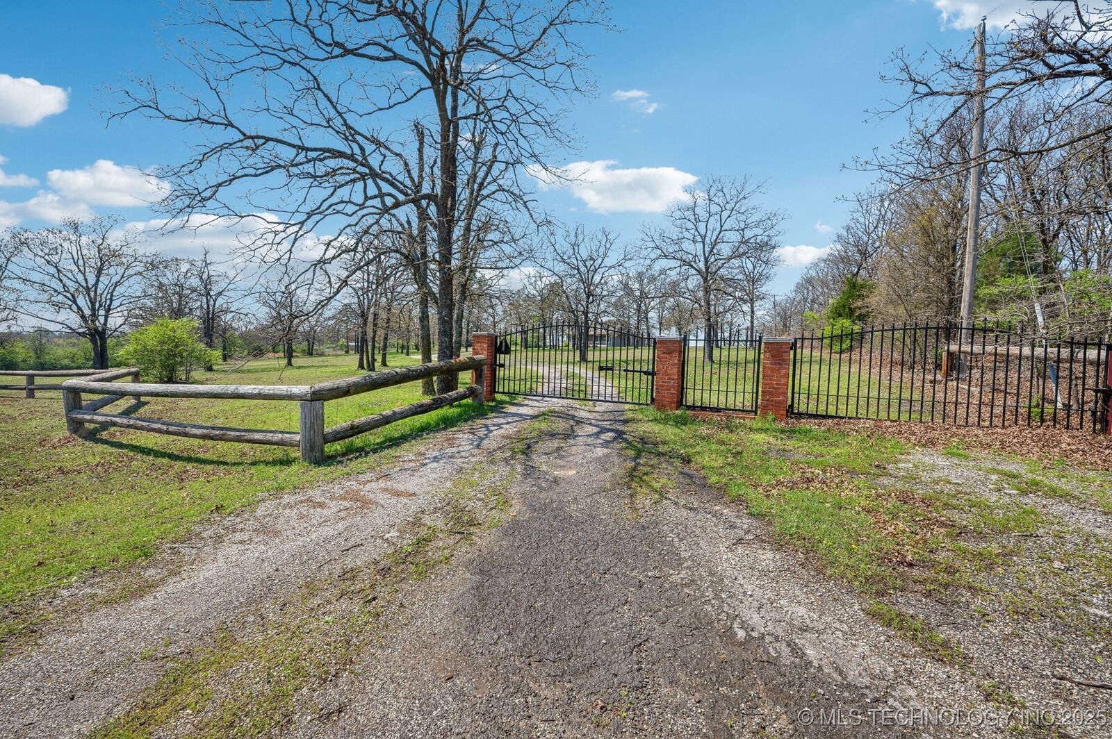 Property Photo: 8268 S Hwy 97 OK 74066