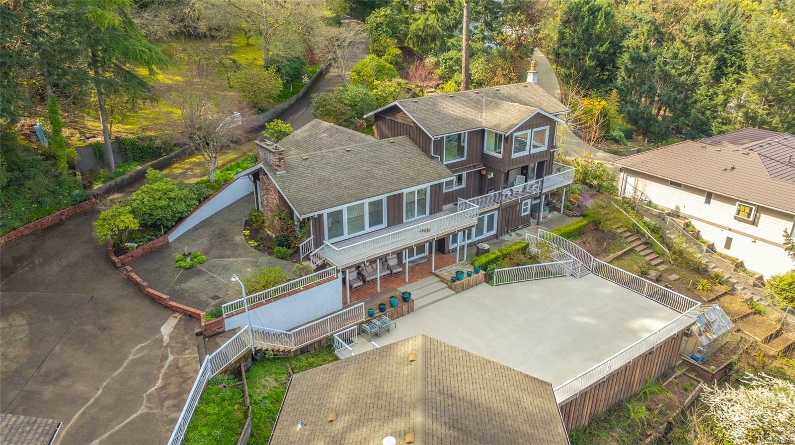 Property Photo: 6633 Chisholm Trail BC V9L 5X9