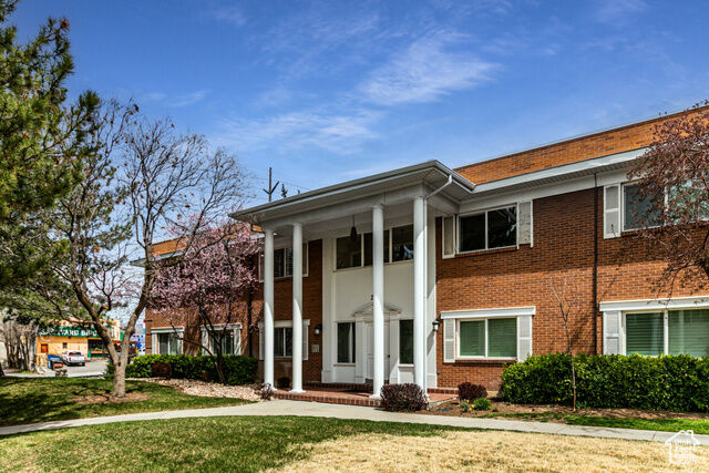 Property Photo: 2710 S Highland Dr 11 UT 84106